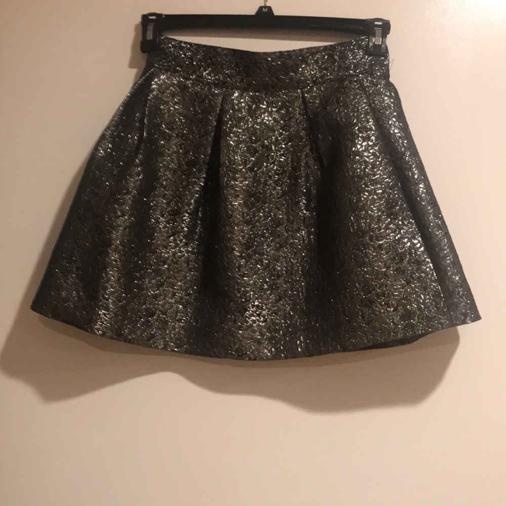 Metallic ruffle skirt